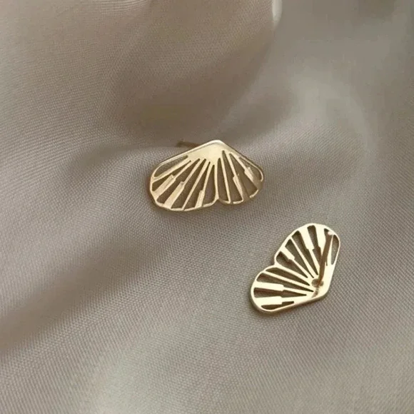 925 Sterling Silver Butterfly Wings Jacket Stud Earrings (Silver or Gold) - Picture 9 of 11